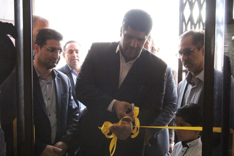 افتتاح و رونمایی از اولین تاکسی اینترنتی (itaxi) تحت نظارت سازمان مدیریت حمل و نقل بار و مسافر شهرداری بیرجند